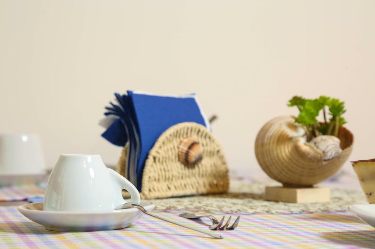 ヴァスト Le Mansardine Bed & Breakfast エクステリア 写真